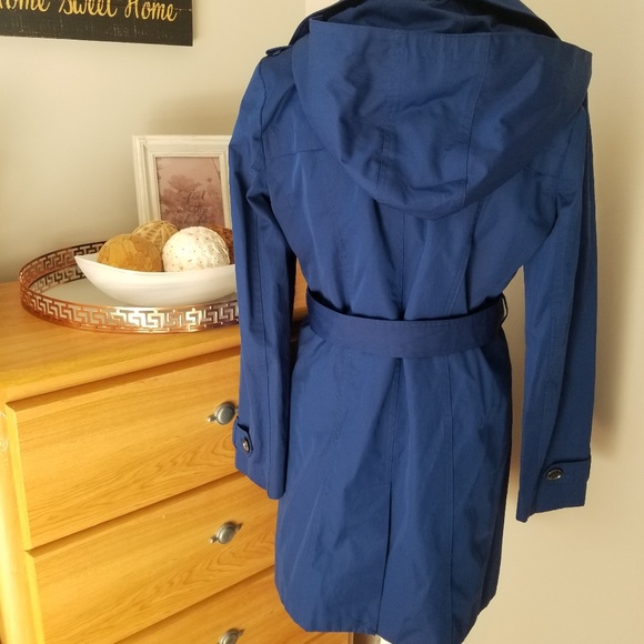 Michael Kors electric blue trench coat - Picture 3 of 8